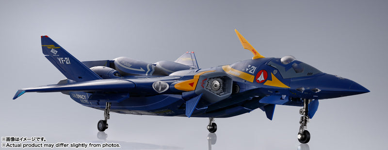 Load image into Gallery viewer, Bandai - Macross Plus DX Chogokin - YF-21 (Guld Goa Bowman Use)