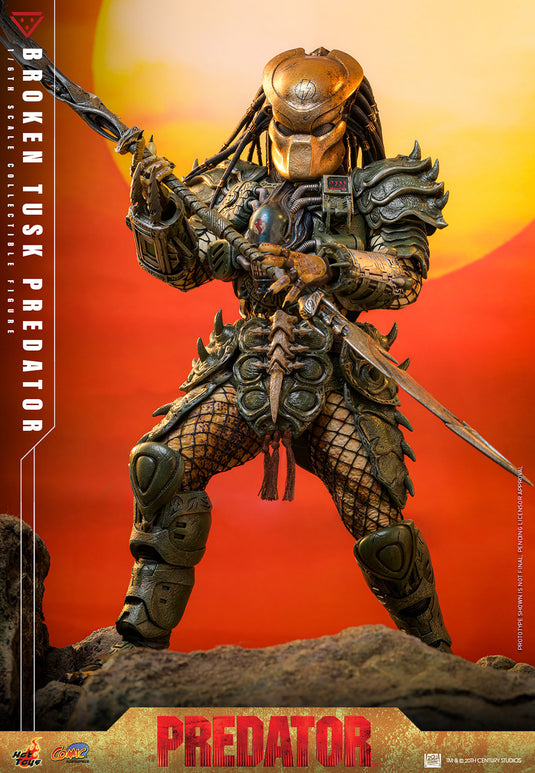 Hot Toys - Predator - Broken Tusk Predator