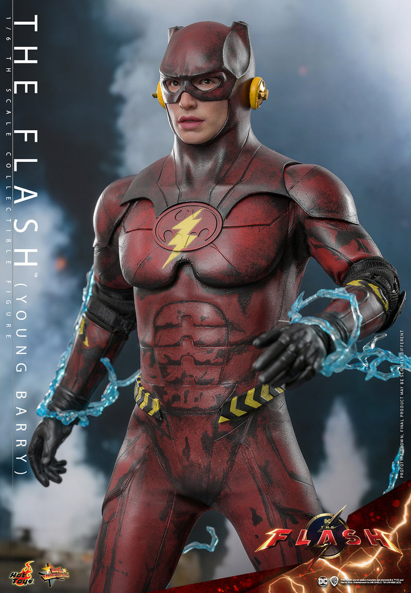 Load image into Gallery viewer, Hot Toys - The Flash (2023) - The Flash (Young Barry)

