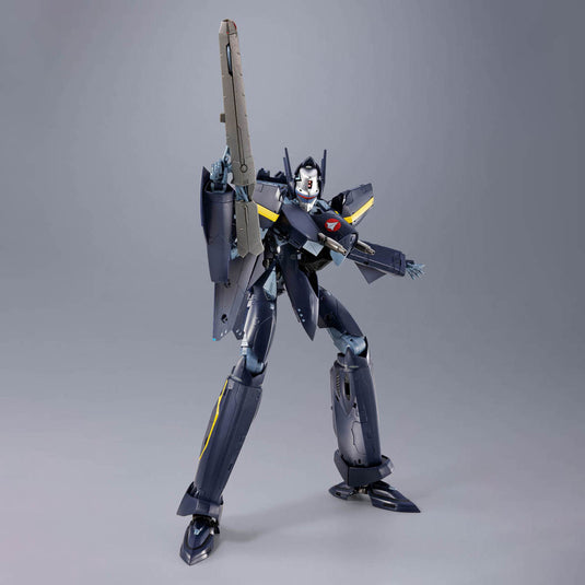Bandai - Macross 7 DX Chogokin: VF-17S Nightmare Stealth Valkyrie (Gamlin Kizaki)