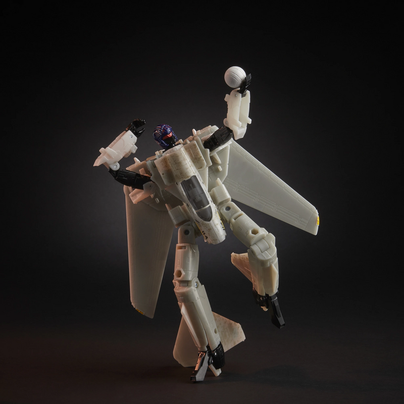 Load image into Gallery viewer, Transformers Generations X Top Gun Mash-Up - Maverick Robot
