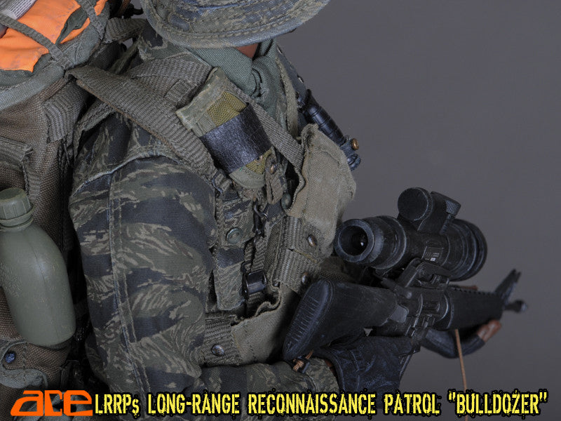 Load image into Gallery viewer, Ace Toys - Long-Range Reconnaissance Patrol "Bulldozer" (LRRP)