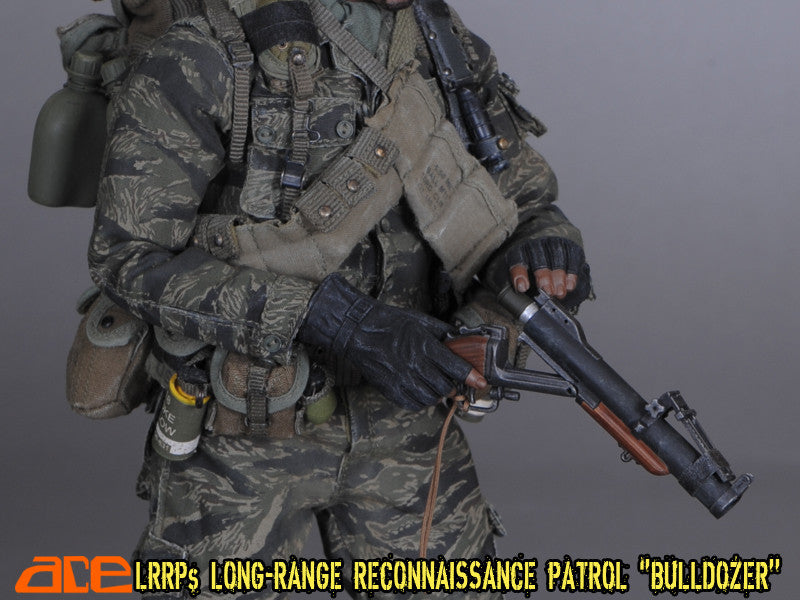 Load image into Gallery viewer, Ace Toys - Long-Range Reconnaissance Patrol "Bulldozer" (LRRP)