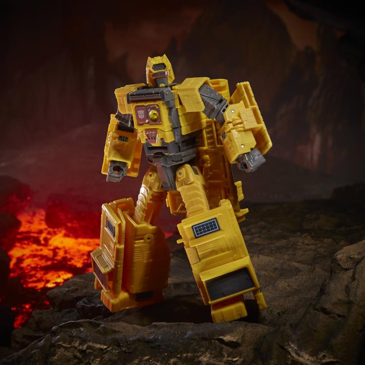 Load image into Gallery viewer, Transformers War for Cybertron: Kingdom - Titan Autobot Ark
