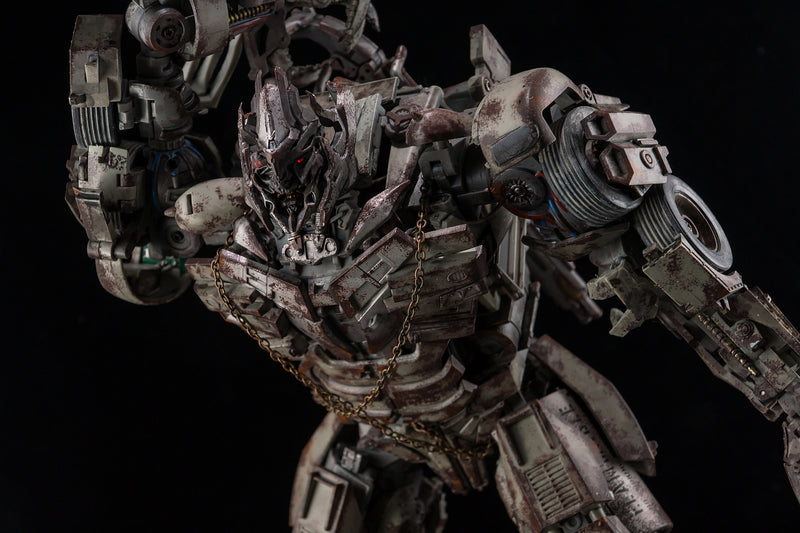 Load image into Gallery viewer, Alien Attack - AAT-01 - Mackron, the King of Savannah