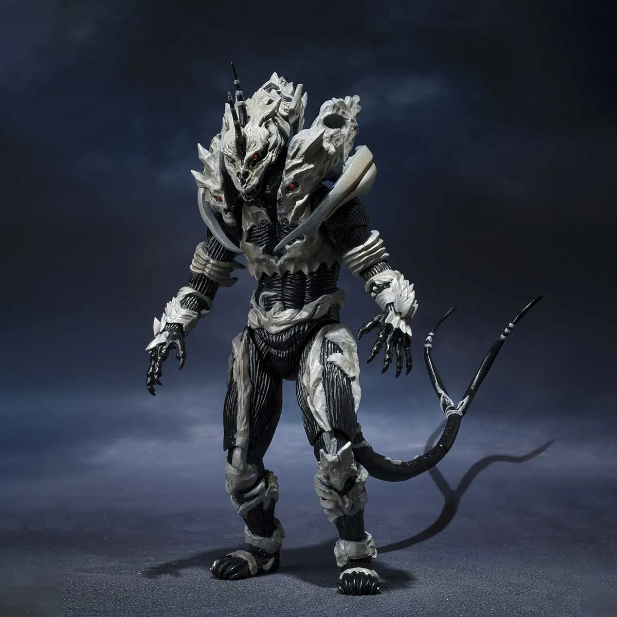 Bandai - S.H.Monsterarts Godzilla Final Wars: Monster X – Ages