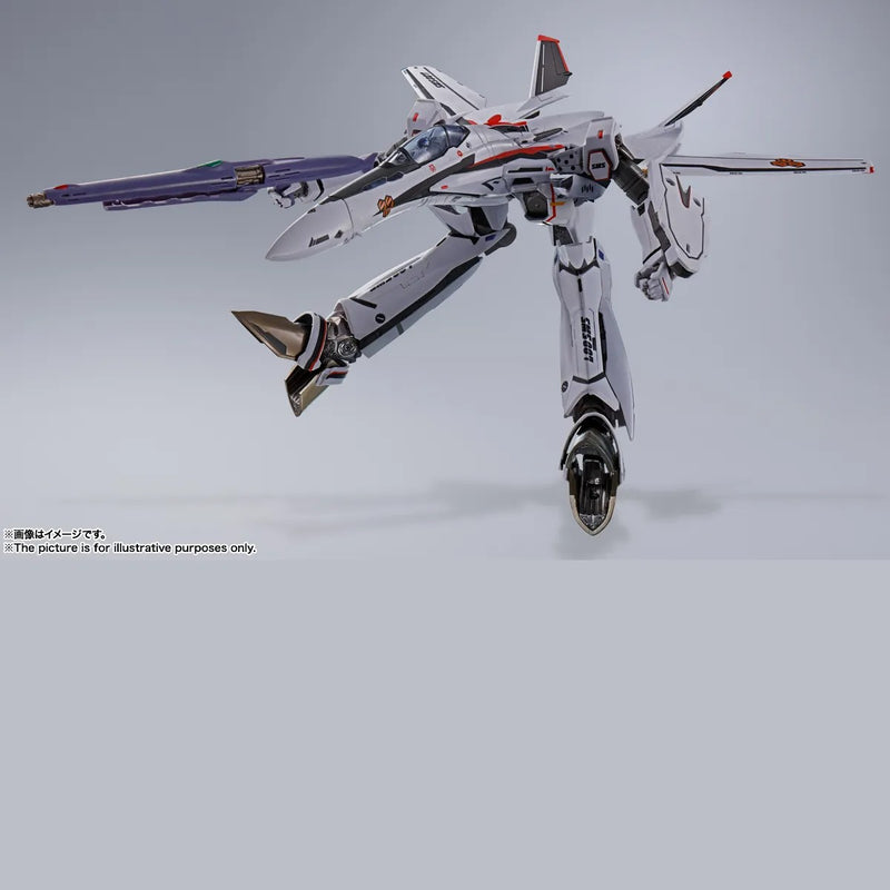 Load image into Gallery viewer, Bandai - Macross Frontier DX Chogokin: VF-25F Super Messiah Valkyrie (Alto Saotome Custom) Revival Ver.