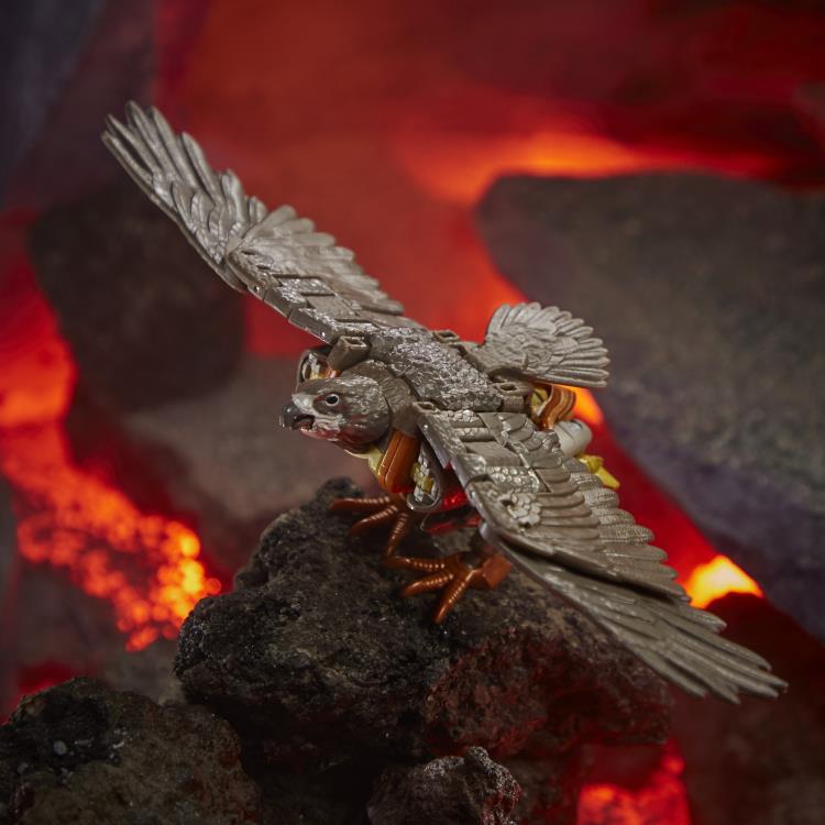 Load image into Gallery viewer, Transformers War for Cybertron: Kingdom - Deluxe Wave 2 Set of 3 Figures