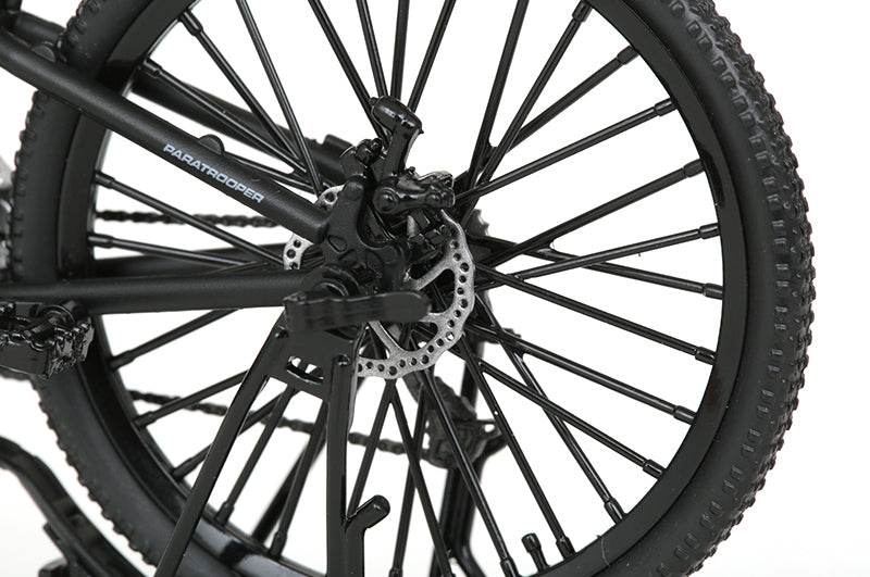 Load image into Gallery viewer, Little Armory LM004 Montagu Paratrooper Pro - 1/12 Scale Bicycle