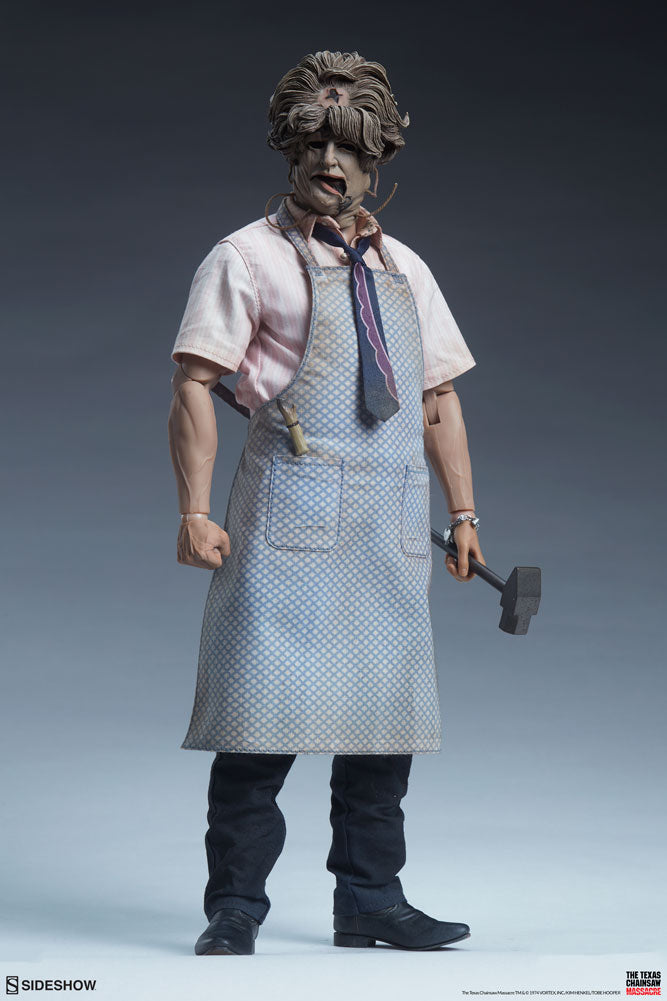 Load image into Gallery viewer, Sideshow - The Texas Chainsaw Massacre - Leatherface Deluxe
