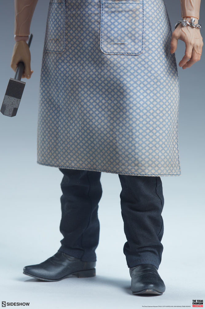 Load image into Gallery viewer, Sideshow - The Texas Chainsaw Massacre - Leatherface Deluxe