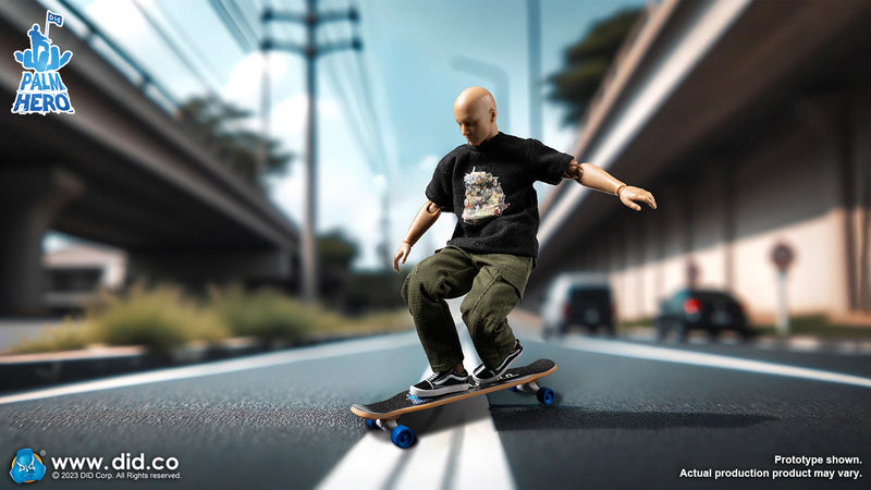 Load image into Gallery viewer, DID - 1/12 Palm Hero Simply Fun Series - The Skateboarder
