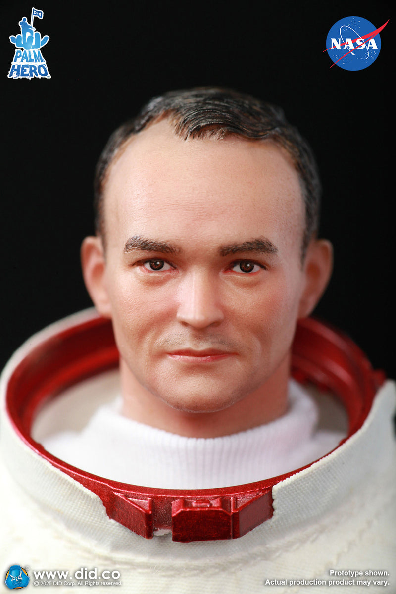 Load image into Gallery viewer, DID - 1/12 Palm Hero Series Apollo 11 Astronauts - Michael Collins
