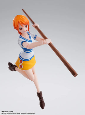 Bandai - S.H.Figuarts - One Piece: Nami (Romance Dawn)