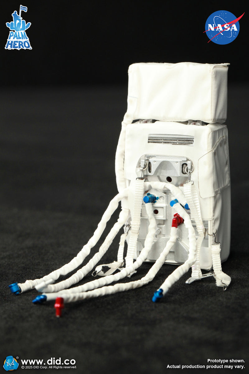 Load image into Gallery viewer, DID - 1/12 Palm Hero Series Apollo 11 Astronauts - Michael Collins
