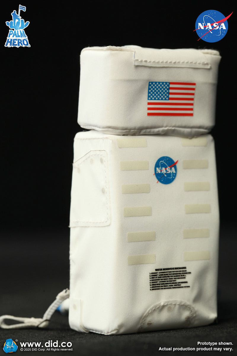 Load image into Gallery viewer, DID - 1/12 Palm Hero Series Apollo 11 Astronauts - Michael Collins
