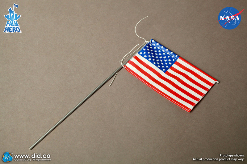 Load image into Gallery viewer, DID - 1/12 Palm Hero Series Apollo 11 Astronauts - Michael Collins
