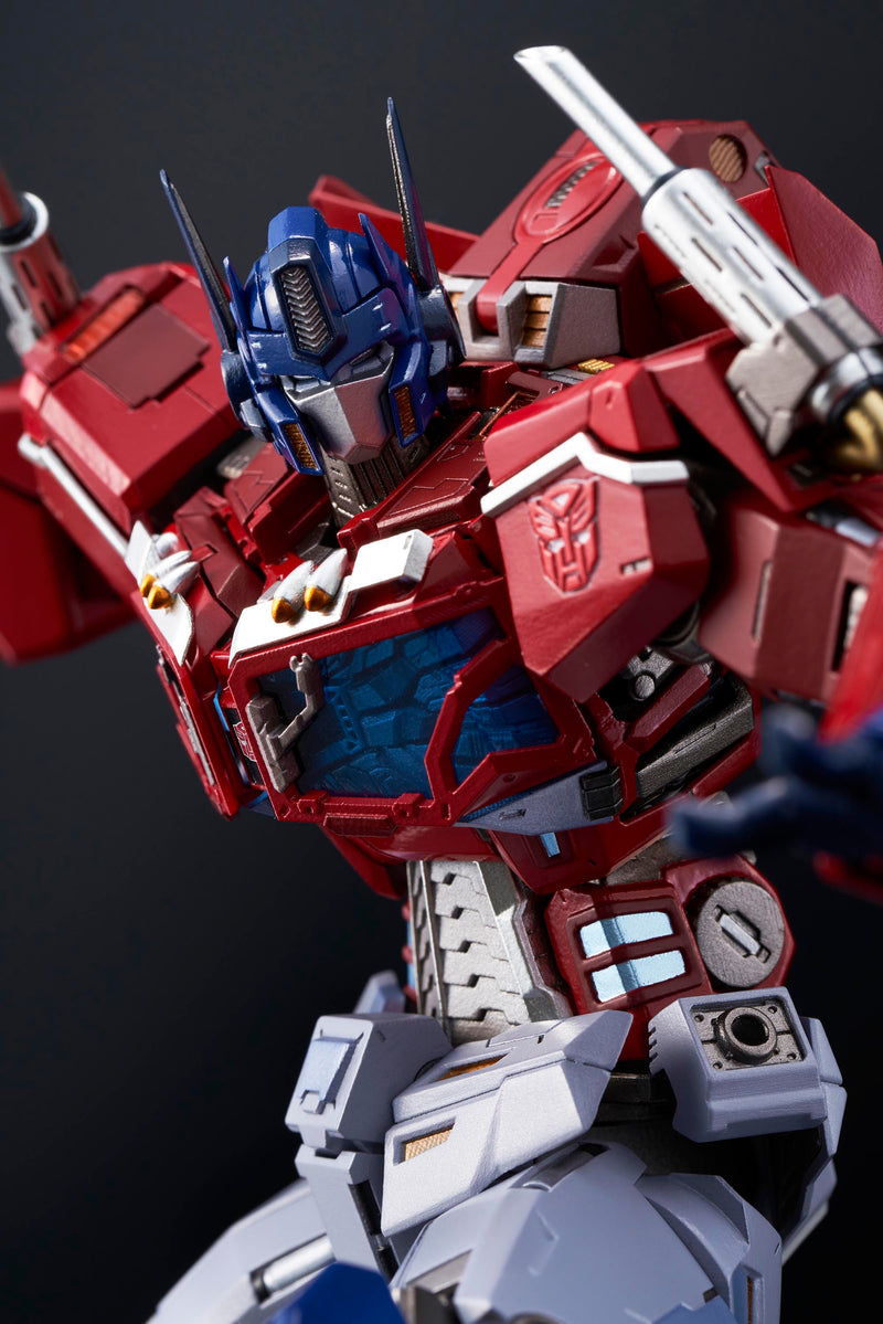 Load image into Gallery viewer, Flame Toys Kuro Kara Kuri - Transformers Optimus Prime (Reissue)
