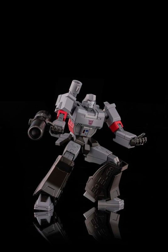 Flame Toys - Furai Model 39 - Megatron (G1 Version) Model Kit