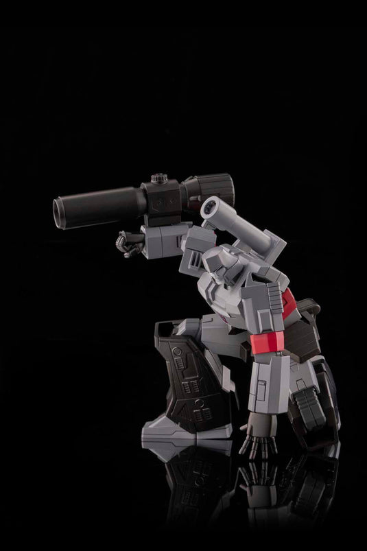 Flame Toys - Furai Model 39 - Megatron (G1 Version) Model Kit