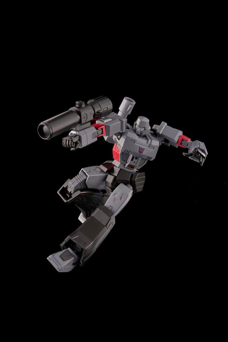 Load image into Gallery viewer, Flame Toys - Furai Model 39 - Megatron (G1 Version) Model Kit
