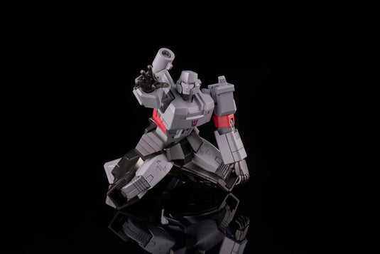 Flame Toys - Furai Model 39 - Megatron (G1 Version) Model Kit
