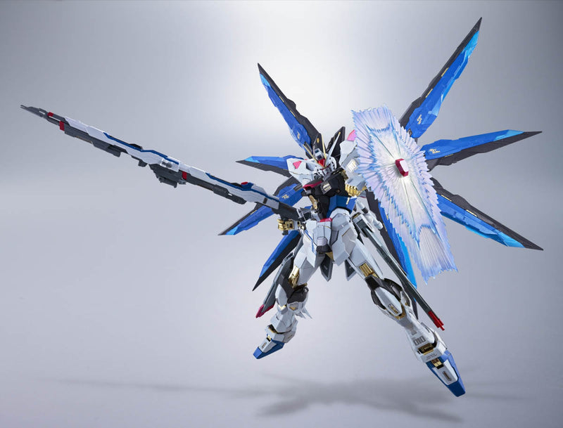Load image into Gallery viewer, Bandai - Metal Build: Mobile Suit Gundam SEED DESTINY - Strike Freedom Gundam (Revival Version)
