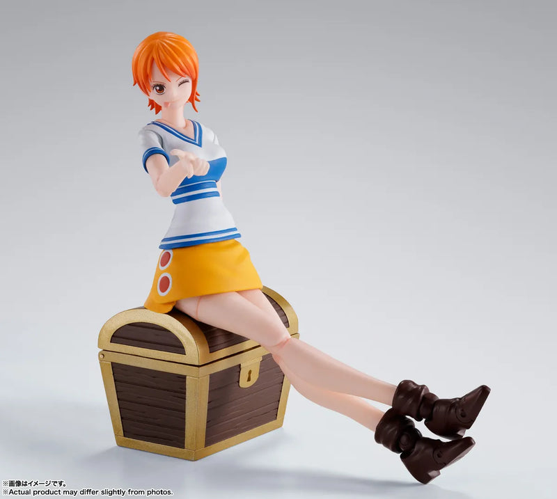 Load image into Gallery viewer, Bandai - S.H.Figuarts - One Piece: Nami (Romance Dawn)
