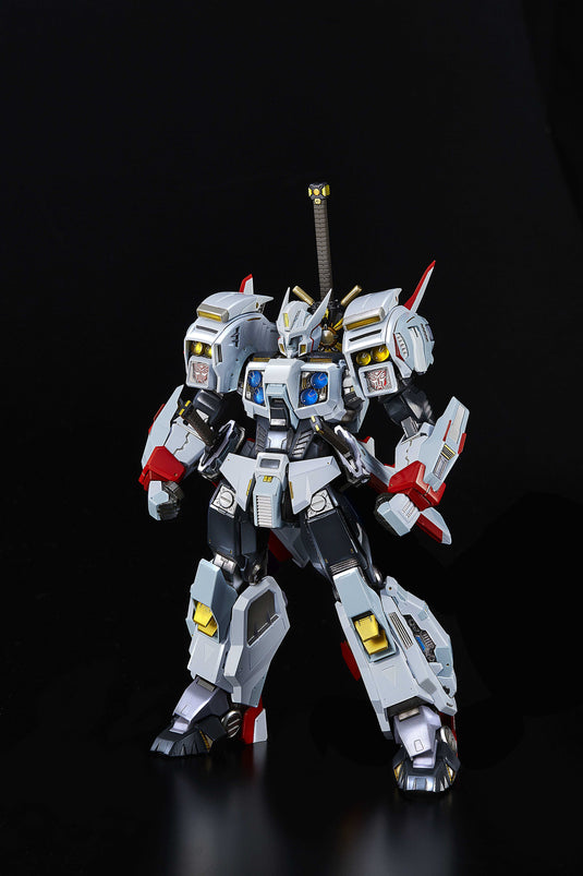 Flame Toys Kuro Kara Kuri - Transformers Drift (Reissue)