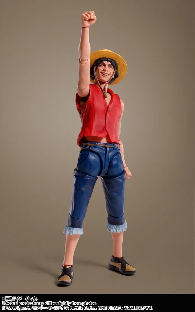 Load image into Gallery viewer, Bandai - S.H.Figuarts - A Netflix Series - One Piece - Nami
