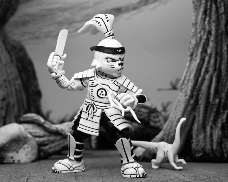 Load image into Gallery viewer, NECA - Usagi Yojimbo - Samurai Usagi Yojimbo (Black and White Version)
