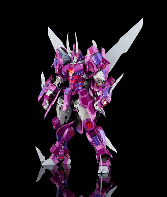 Flame Toys - Kuro Kara Kuri - Transformers Cyclonus