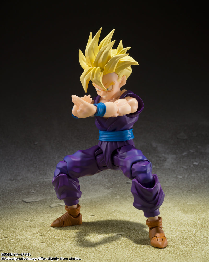 Load image into Gallery viewer, Bandai - S.H.Figuarts - Dragon Ball Z: Super Saiyan Son Gohan (The Warrior who Surpassed Goku) (Reissue)
