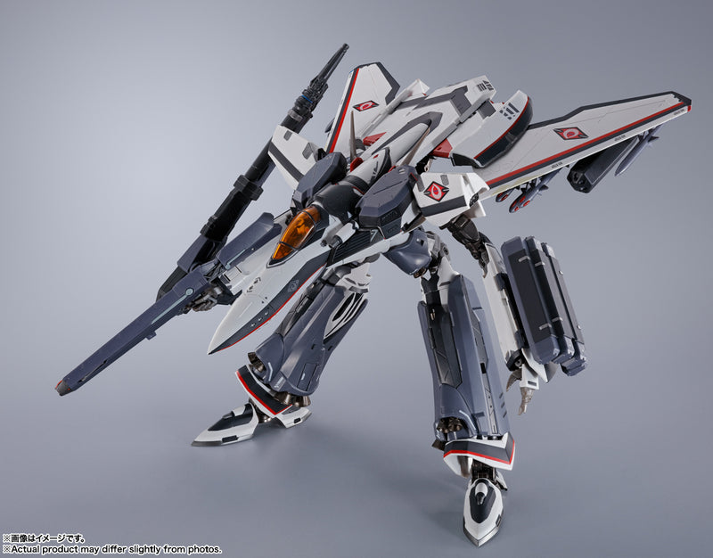 Load image into Gallery viewer, Bandai - Macross Frontier DX Chogokin - VF-171EX Armored Nightmare Plus EX (Alto Saotome Use) Revival Ver.
