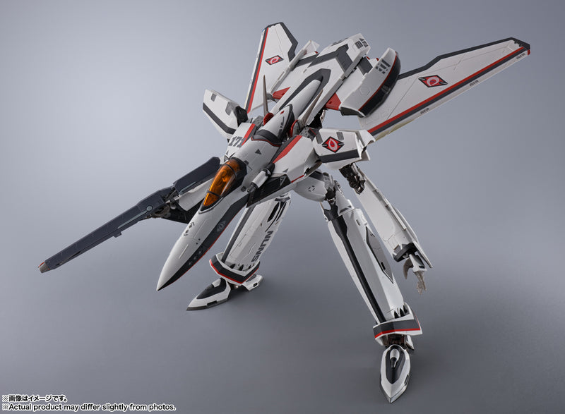 Load image into Gallery viewer, Bandai - Macross Frontier DX Chogokin - VF-171EX Armored Nightmare Plus EX (Alto Saotome Use) Revival Ver.
