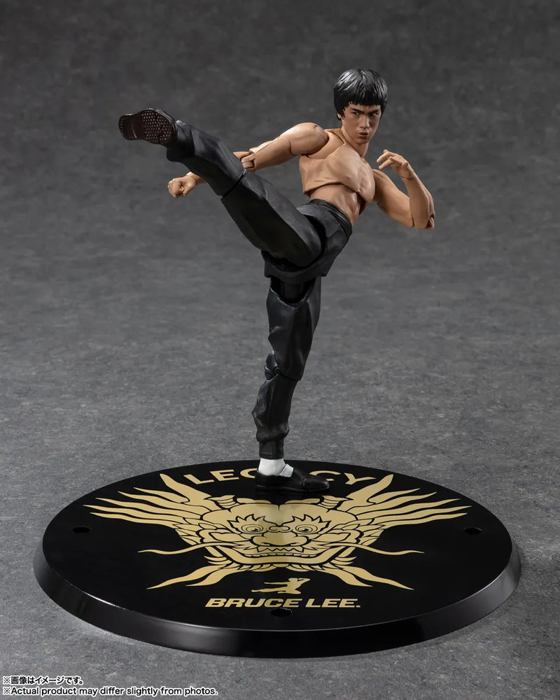 Load image into Gallery viewer, Bandai - S.H.Figuarts - Bruce Lee (Legacy 50th Version)

