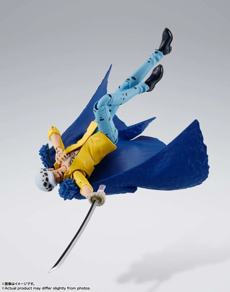 Load image into Gallery viewer, Bandai - S.H.Figuarts - One Piece: Trafalgar Law (The Raid on Onigashima)
