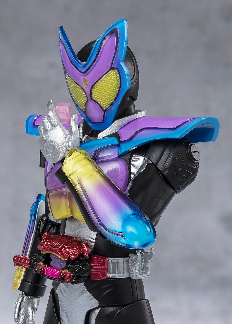 Load image into Gallery viewer, Bandai - S.H.Figuarts - Kamen Rider Gavv - Kamen Rider Gavv (Poppingummy Form)
