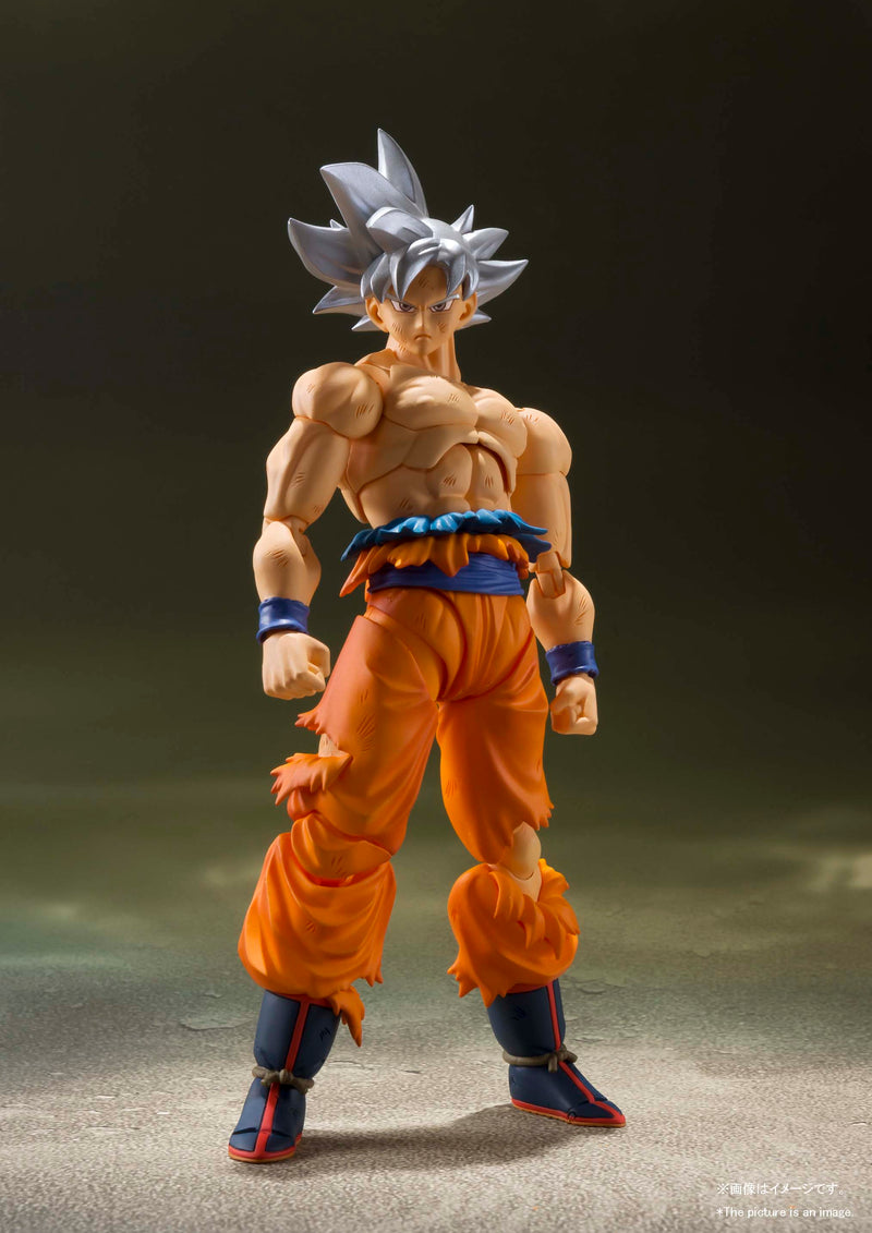 Load image into Gallery viewer, Bandai - S.H.Figuarts - Dragon Ball Super - Goku (Ultra Instinct) (Reissue)
