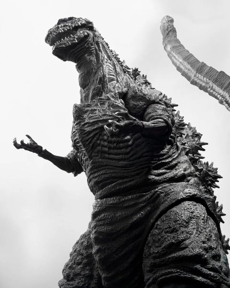Load image into Gallery viewer, Bandai - S.H.Monsterarts Shin Godzilla (2016): Godzilla 4th Form (Orthochromatic Version)
