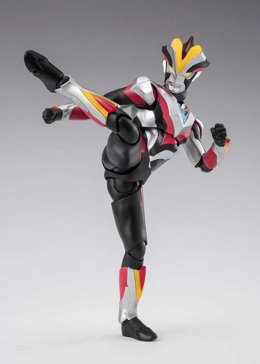 Bandai - S.H.Figuarts - Ultraman Ginga S - Ultraman Victory (Ultraman New Generation Stars Ver.)