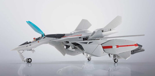 Bandai - Hi-Metal R Super Dimension Fortress Macross II: Lovers Again - VF-2SS Valkyrie II + SAP (Silvie Gena Use)