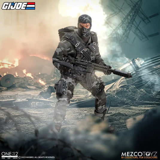 Mezco Toyz - One 12 G.I. Joe - Firefly