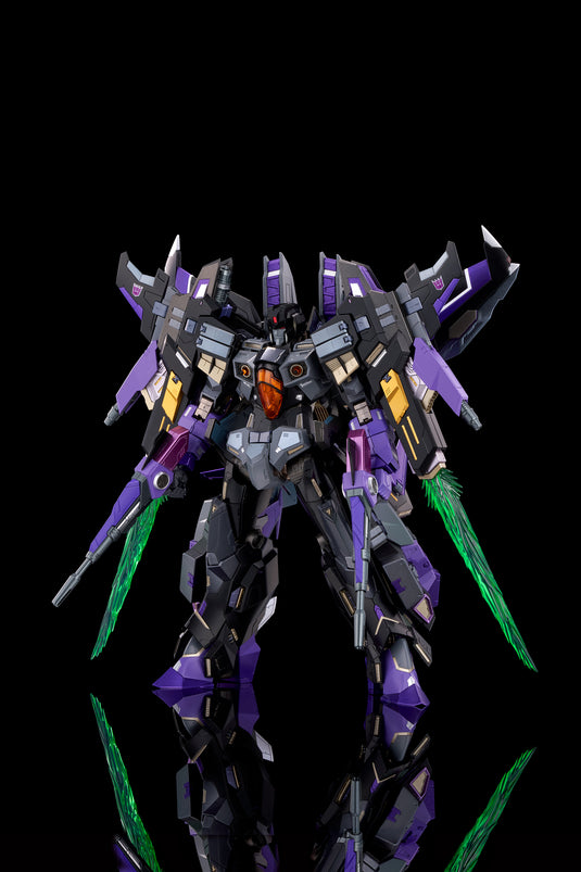 Flame Toys - Kuro Kara Kuri - Transformers Skywarp