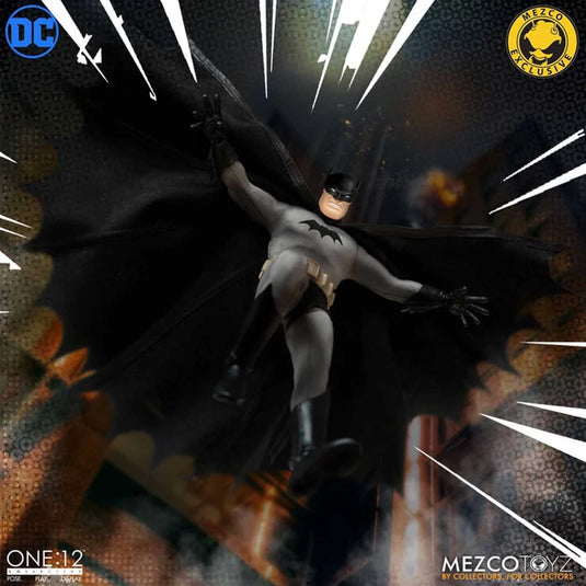 Mezco Toyz - One 12 DC Comics - Batman Caped Crusader (Golden Age Edition) (Mezco Exclusive)