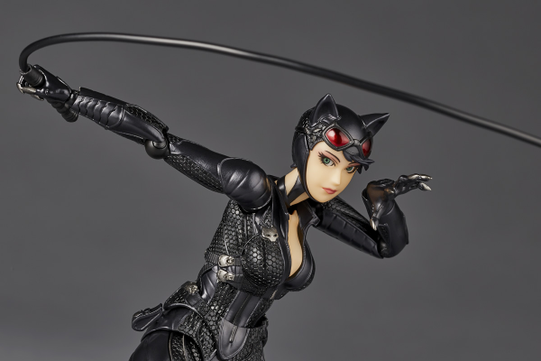 Load image into Gallery viewer, Kaiyodo - Amazing Yamaguchi - Revoltech NR022 - Cat Woman
