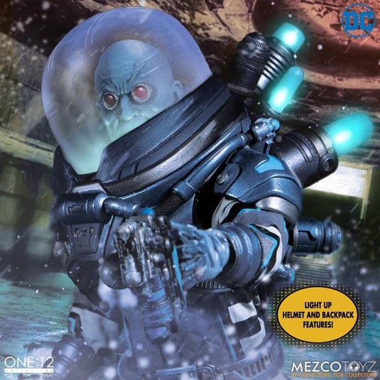 Mezco Toyz - One:12 Mr. Freeze Deluxe Edition (Restock)