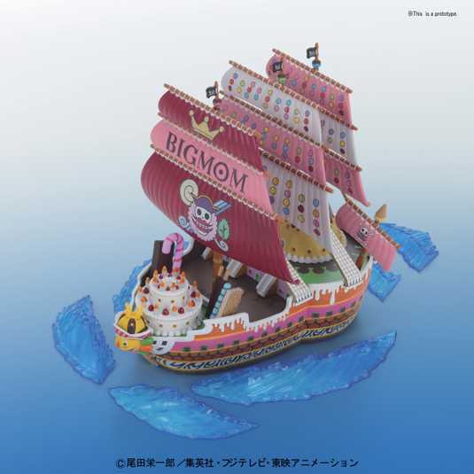 Bandai - One Piece - Grand Ship Collection: Queen Mama Chanter Model Kit