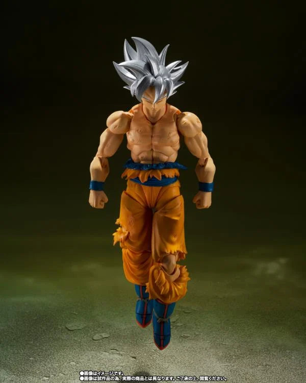 Load image into Gallery viewer, Bandai - S.H. Figuarts - Dragon Ball Super - Ultra Instinct Goku (Toyotarou Edition) P-Bandai Exclusive
