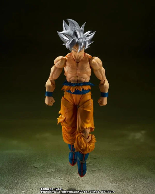 Bandai - S.H. Figuarts - Dragon Ball Super - Ultra Instinct Goku (Toyotarou Edition) P-Bandai Exclusive